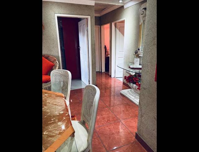 3 BEDROOM HOUSE FOR SALE IN SEBOKENG ZONE 12